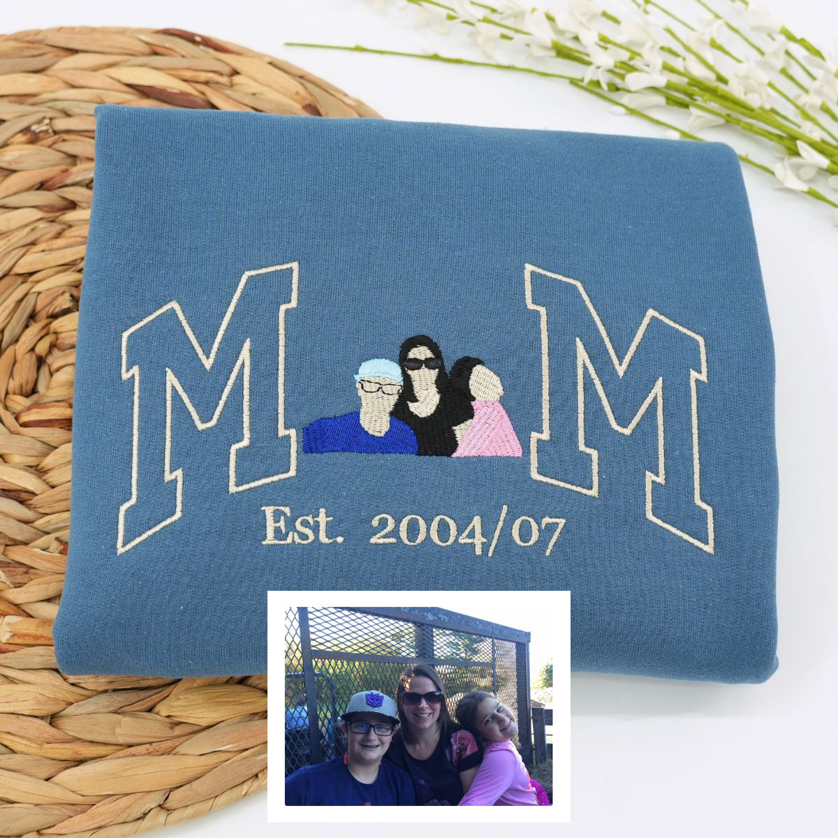 Embroidered Mom Family Portrait Hoodie - Mother's Day Gift